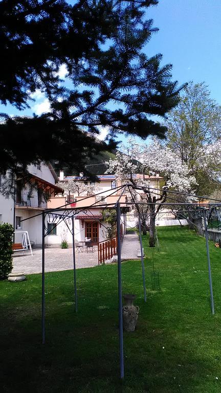 Appartamenti De Sanctis Villetta Barrea Exterior photo
